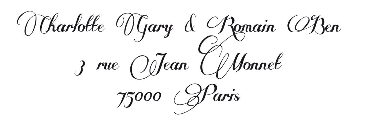 Le tampon adresse A14 est une reproduction des écritures manuscrites et calligraphiques d'antan. Pour tous ceux qui souhaitent envoyer des courriers avec une écriture calligraphique et élégante, ceux qui aiment la fermeture des courriers avec un sceau de cire, et ceux qui veulent avoir l'impression de communiquer avec